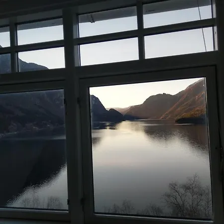 Vikinghaug * Odda