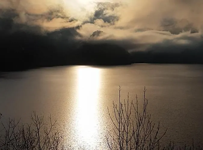 Vikinghaug Apartamento *